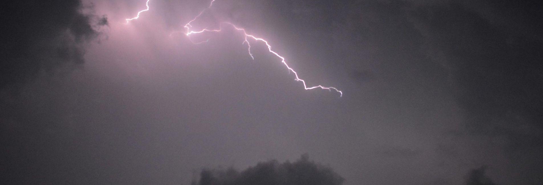 lighting bolt at night