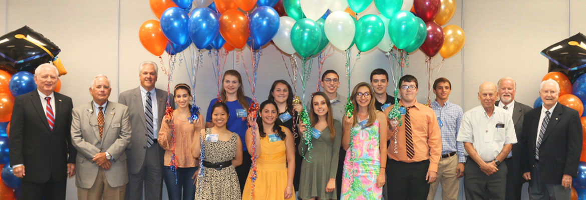 SECO Celebrates 2017 Scholarship Awardees group picture